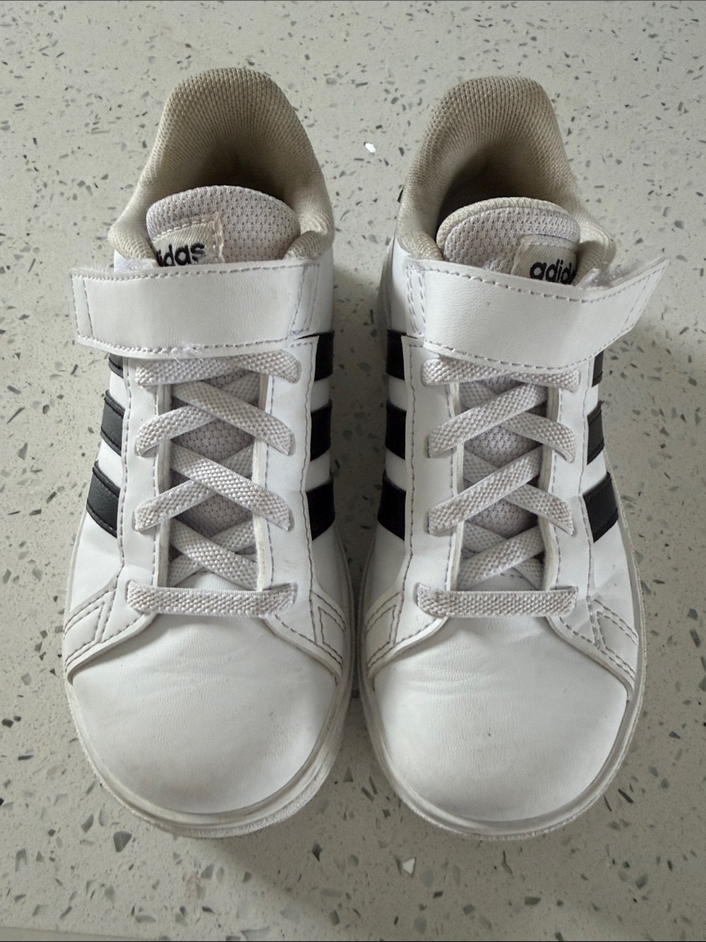 adidas Kids White and Black Low-Top Sneakers